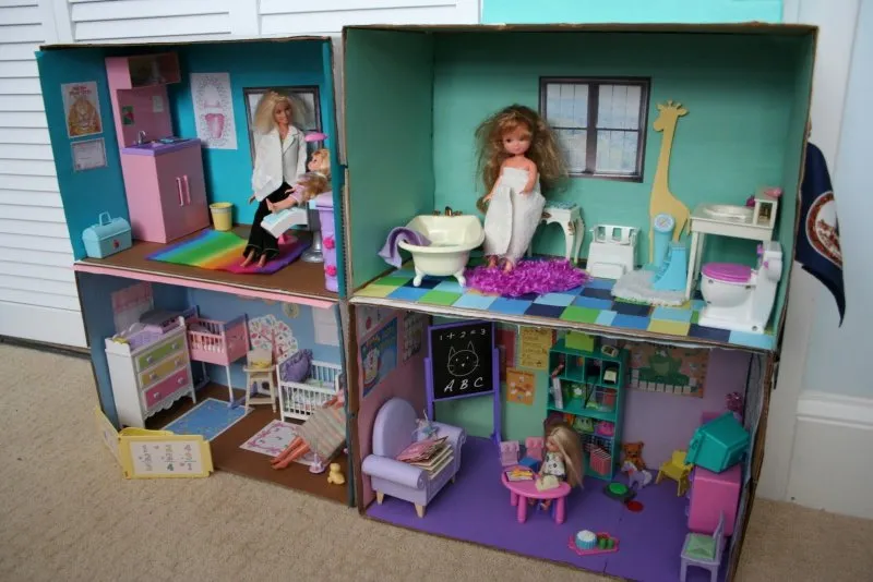 Мебель для Барби