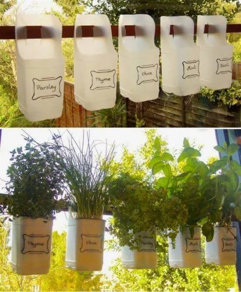 Поделки из пластиковых бутылок для сада и огорода фото 13