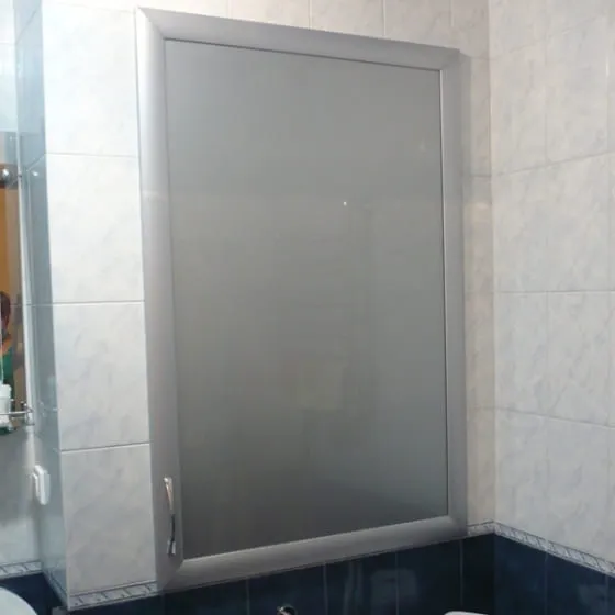 Дверь для встроенного шкафа в ванной